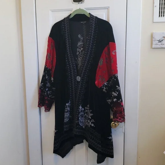John Mark Plus Size Velvet Burnout MixedMedia 3/4 Sleeve Statement Kimomo Jacket - Picture 3 of 16